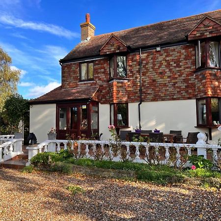 Reynolds Farm Guesthouse Canterbury Exterior photo